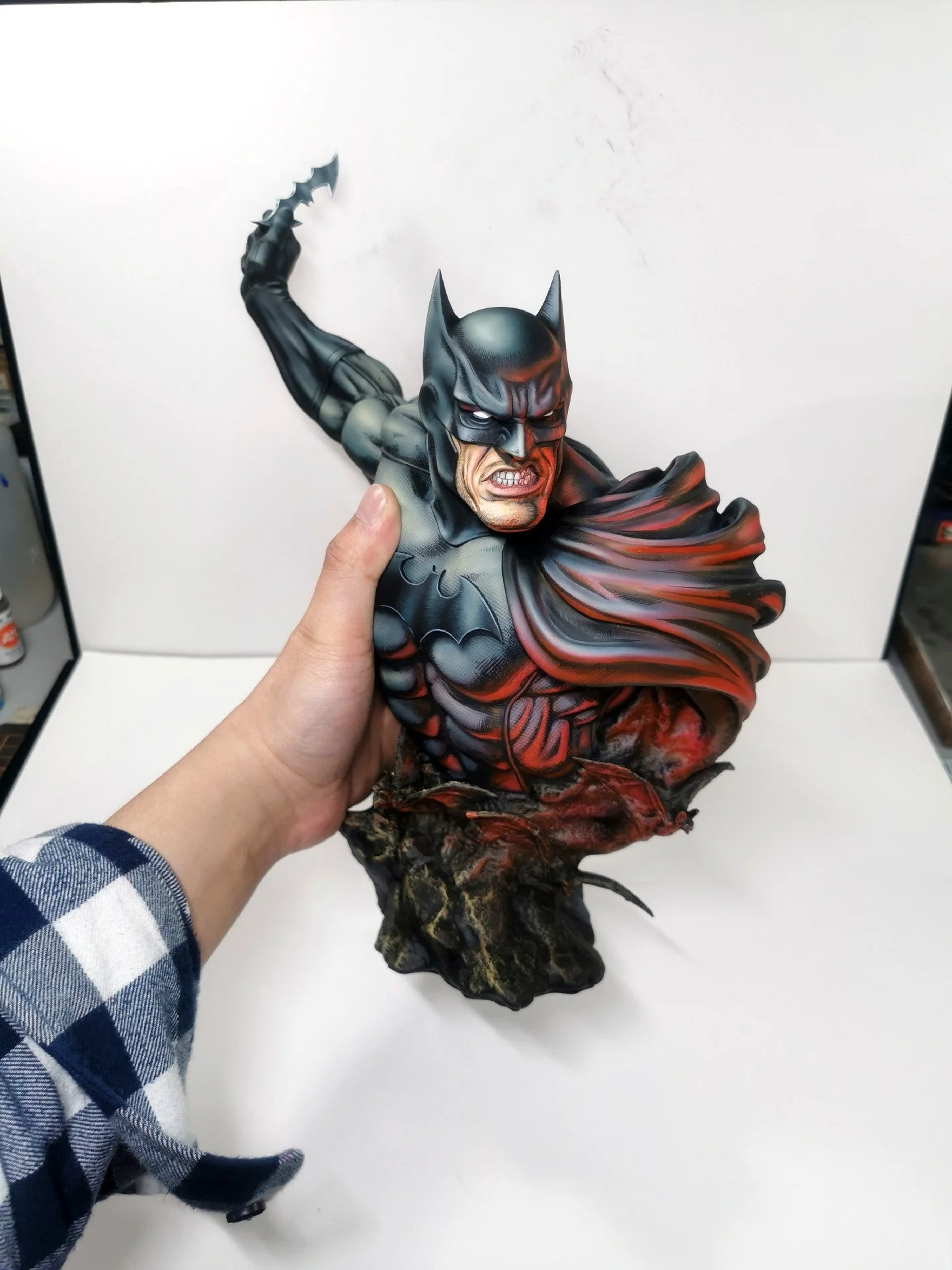 2d comic color comic DC figure repaint-batman-half body - Image 3