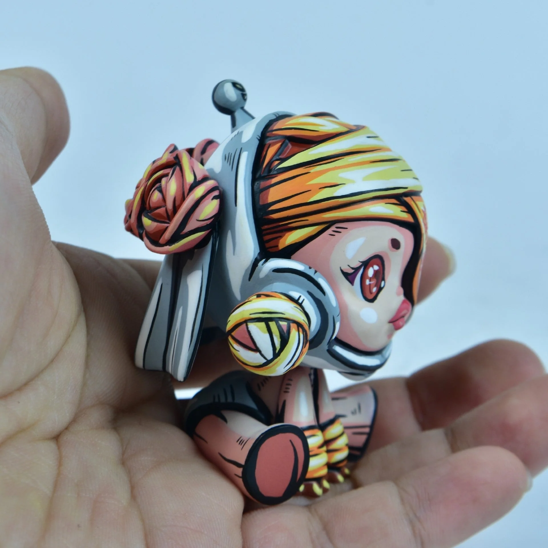 2d comic color comic figure repaint-Pop Mart - Image 2