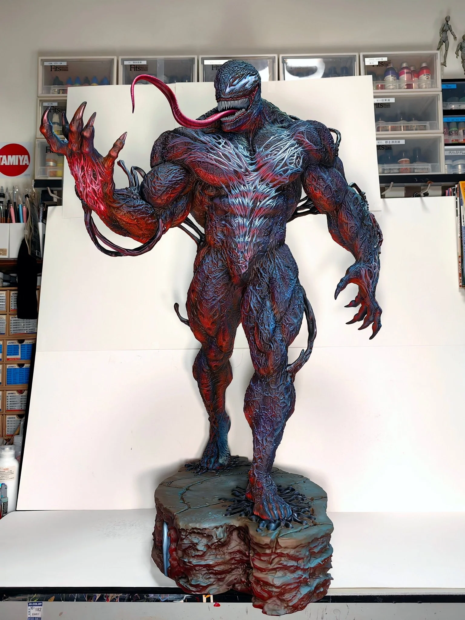 2d comic color comic figure repaint-venom - Image 3