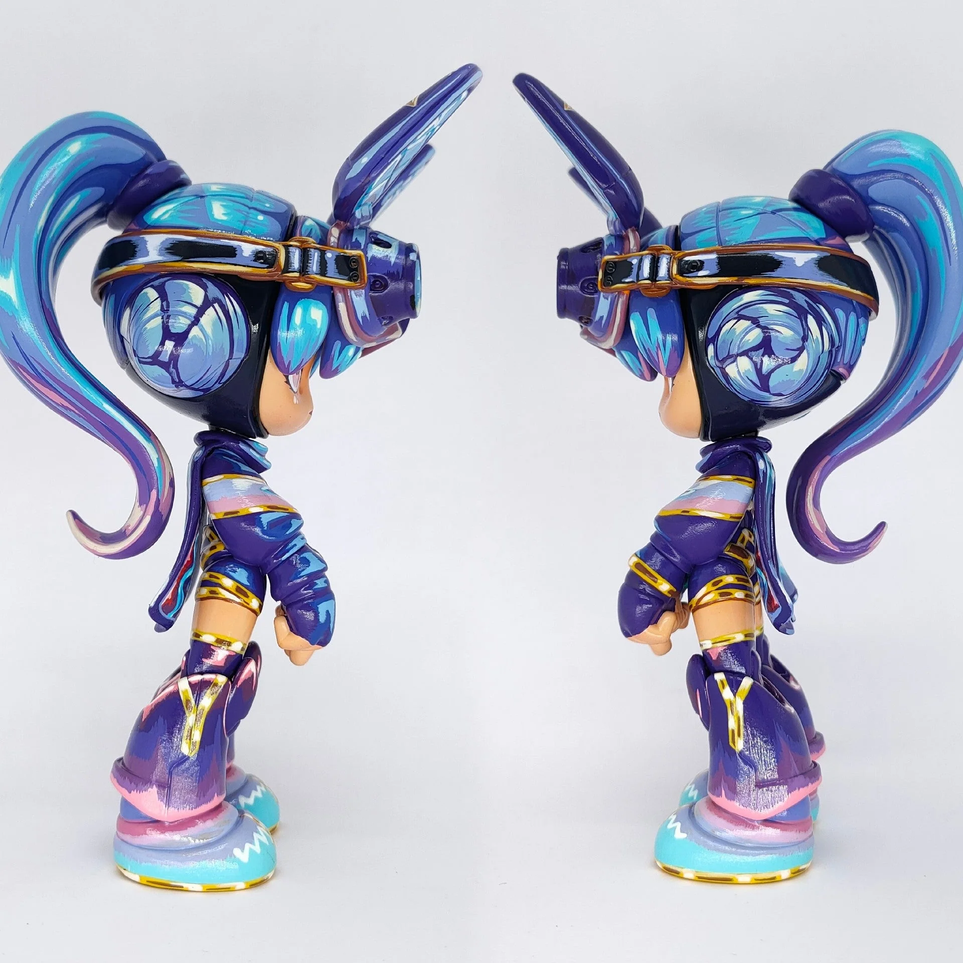 2d comic color comic figure repaint-topupu robot