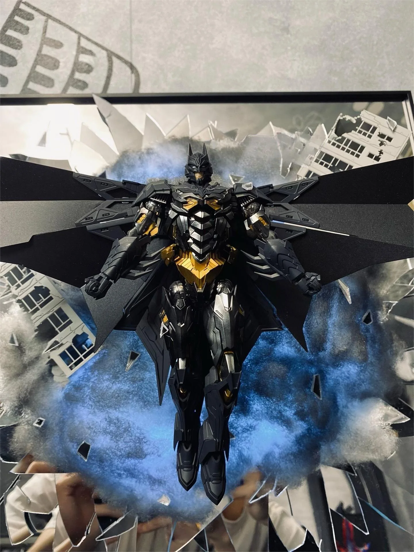 Broken Mirror-Batman figure-Body Black Flying Stance - Image 3