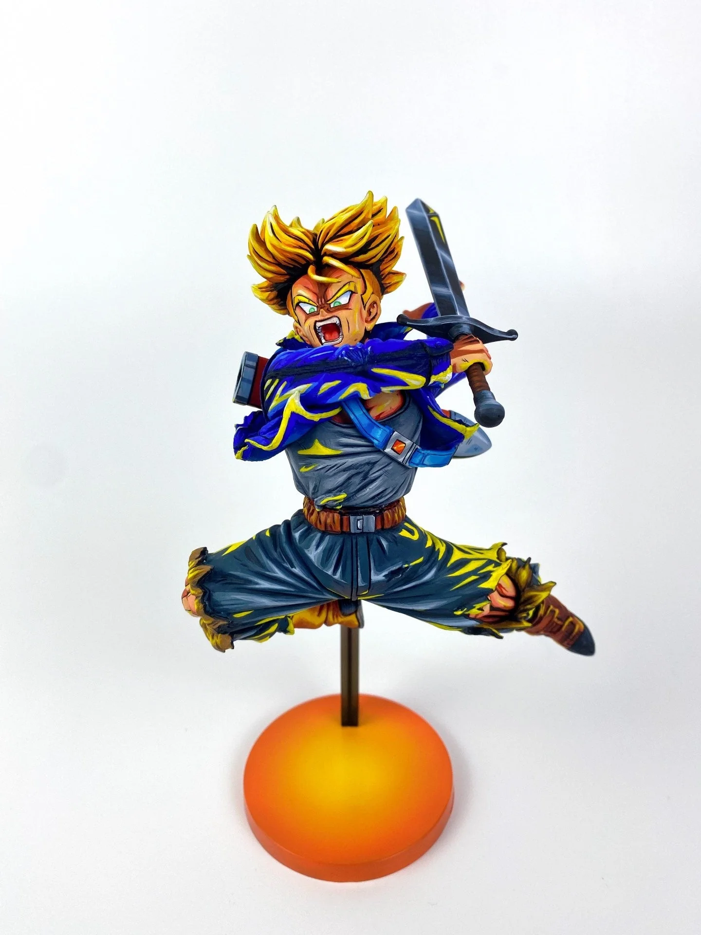 2d comic color dragon ball Figure repaint-Trunks- jumping knife - Image 5