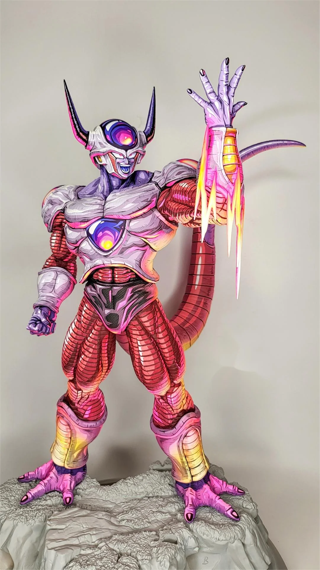 DragonBall Frieza GK statue manga color repainting - Image 3